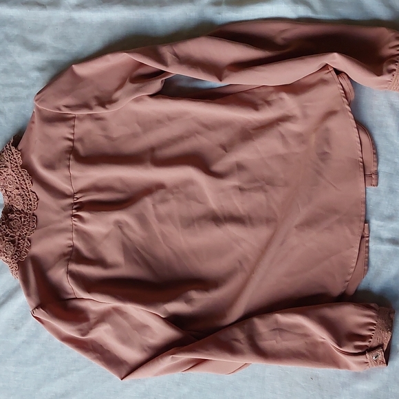 Western like-wear, lace collar, button front, S - Picture 8 of 9